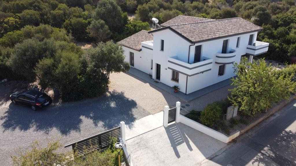 B&B Juniperus SantʼAnna Arresi Kültér fotó